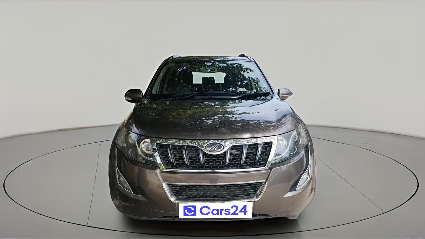 2017 Mahindra XUV500 W10, Diesel, Manual, 1,49,460 km, exterior