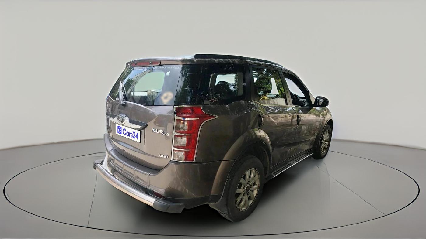 2017 Mahindra XUV500 W10, Diesel, Manual, 1,49,460 km, exterior