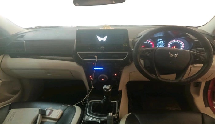 2024 Mahindra XUV 3XO MX3 1.2 L TCMPFi, Petrol, Manual, 15,654 km, interior