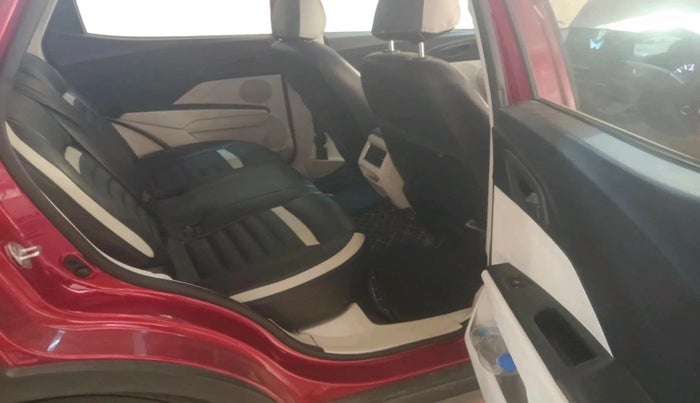 2024 Mahindra XUV 3XO MX3 1.2 L TCMPFi, Petrol, Manual, 15,654 km, interior
