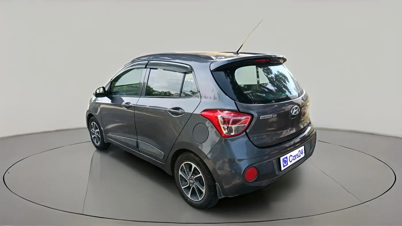 2018 Hyundai Grand i10 SPORTZ AT 1.2 KAPPA VTVT, CNG, Automatic, 36,912 km, exterior