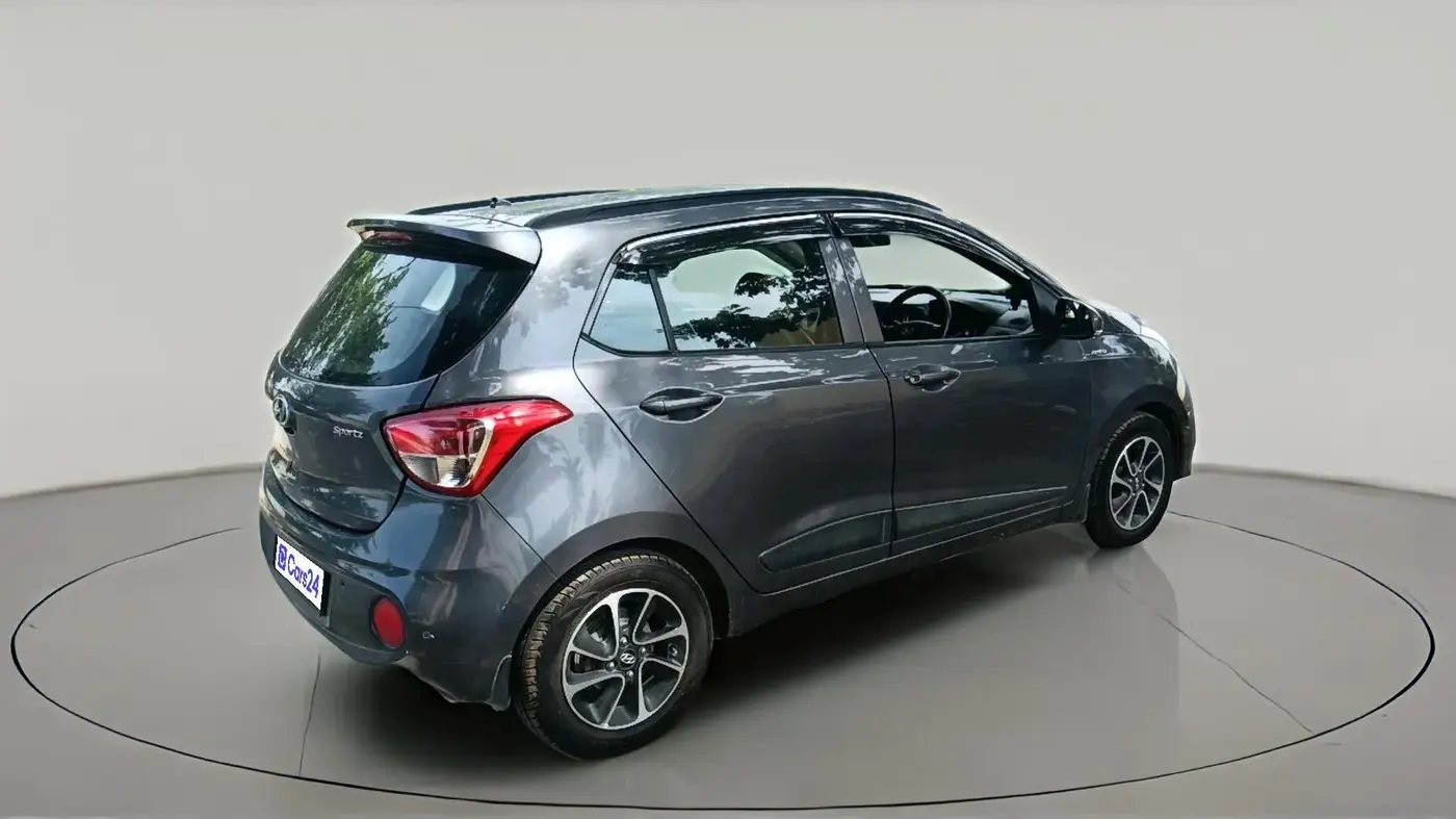 2018 Hyundai Grand i10 SPORTZ AT 1.2 KAPPA VTVT, CNG, Automatic, 36,912 km, exterior