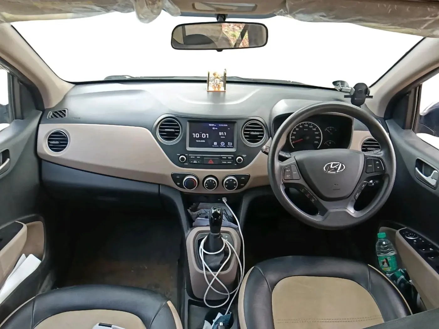 2018 Hyundai Grand i10 SPORTZ AT 1.2 KAPPA VTVT, CNG, Automatic, 36,912 km, interior