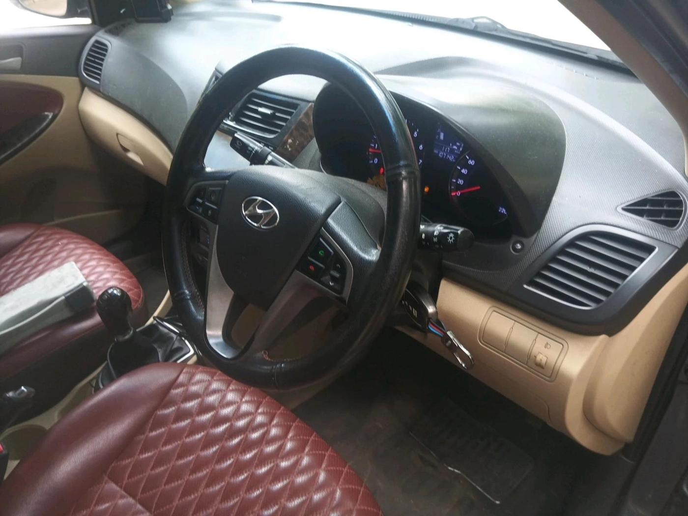 2016 Hyundai Verna 1.6 VTVT SX, Petrol, Manual, 1,07,142 km, interior