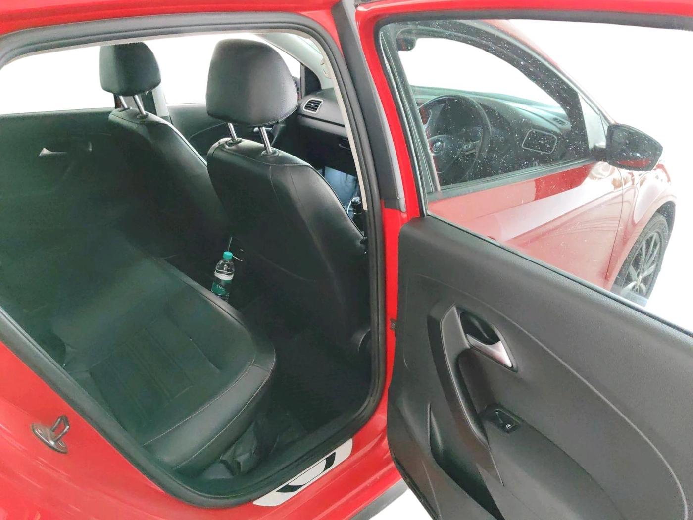 2020 Volkswagen Polo HIGHLINE PLUS 1.0, Petrol, Manual, 72,230 km, interior