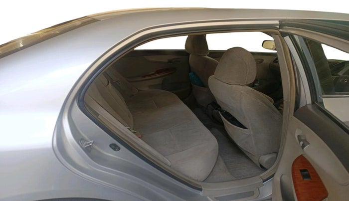 2010 Toyota Corolla Altis G PETROL, Petrol, Manual, 85,699 km, interior