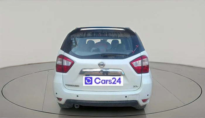 2014 Nissan Terrano XL (P), CNG, Manual, 80,170 km, exterior