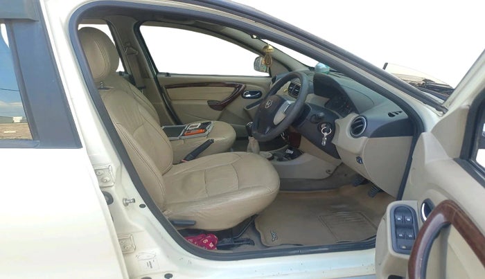 2014 Nissan Terrano XL (P), CNG, Manual, 80,170 km, interior