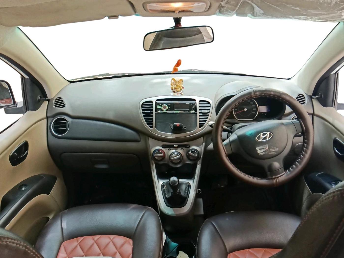 2011 Hyundai i10 ERA 1.1, Petrol, Manual, 57,451 km, interior