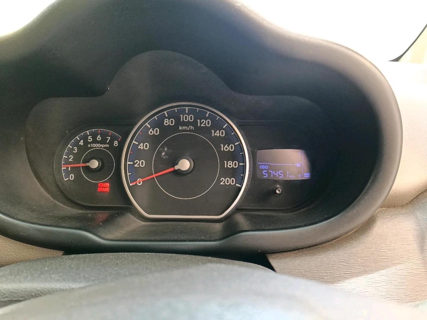 2011 Hyundai i10 ERA 1.1, Petrol, Manual, 57,451 km, interior