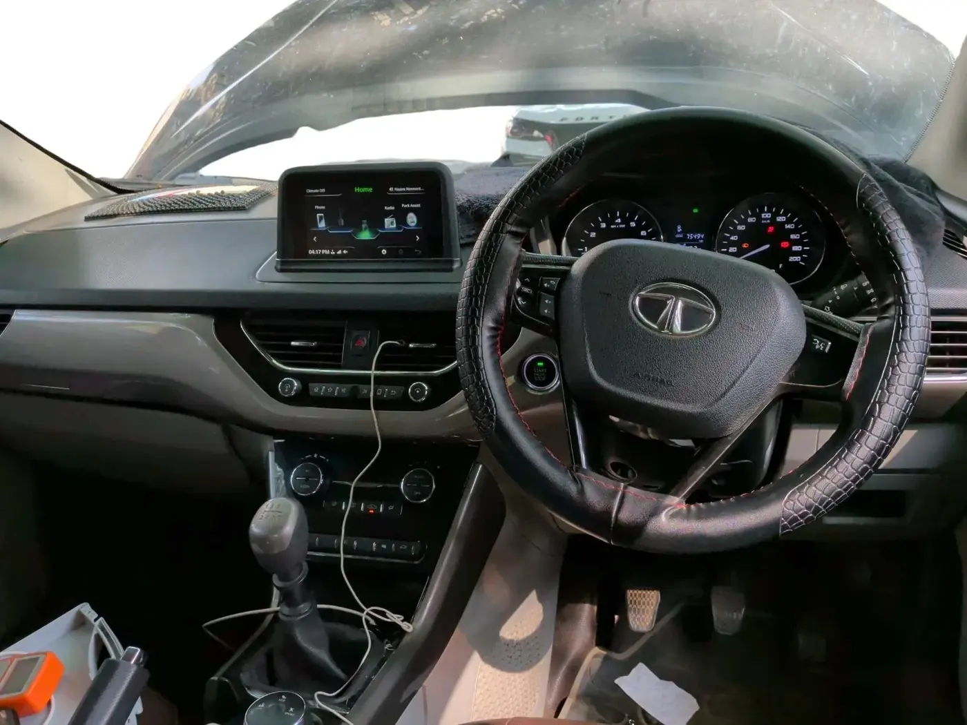 2018 Tata NEXON XZ PLUS PETROL, Petrol, Manual, 75,494 km, interior