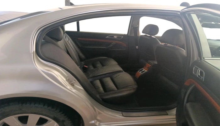 2008 Skoda Superb 2.5 TDI AT, Diesel, Automatic, 54,372 km, interior