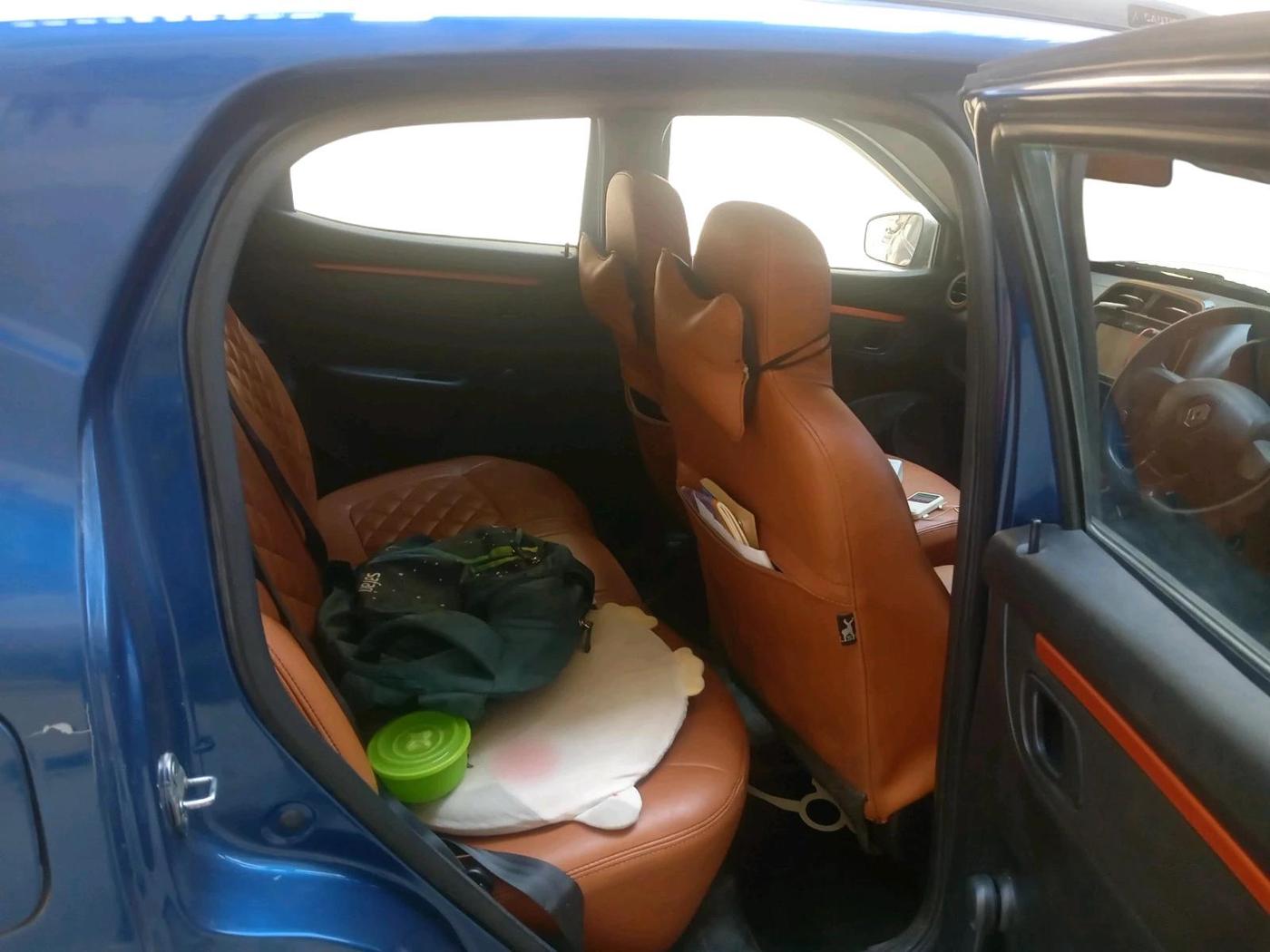 2018 Renault Kwid CLIMBER 1.0 AMT, Petrol, Automatic, 53,504 km, interior