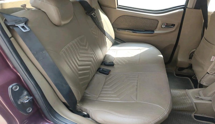 2017 Mahindra E20 Plus P8, Electric, Automatic, 74,373 km, interior