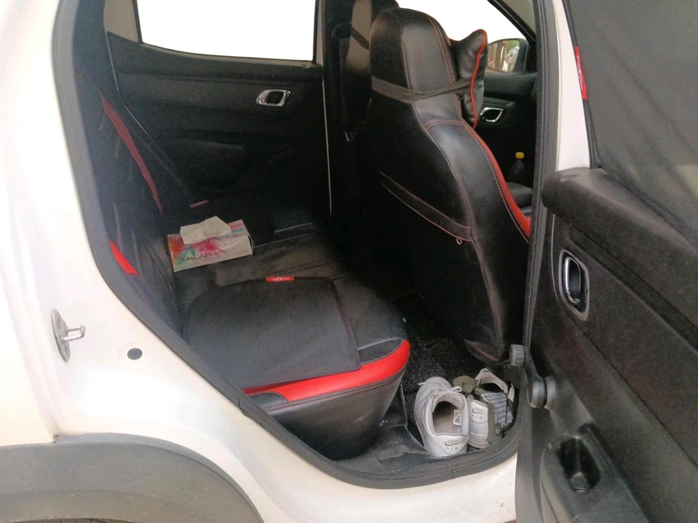 2018 Renault Kwid RXT 0.8, Petrol, Manual, 49,064 km, interior