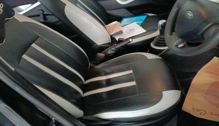 2012 Ford Figo ZXI 1.4 DIESEL, Diesel, Manual, 1,17,913 km, interior