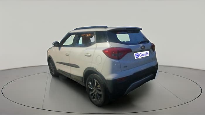 2020 Mahindra XUV300 W8 (O) 1.2 PETROL, Petrol, Manual, 50,446 km, exterior
