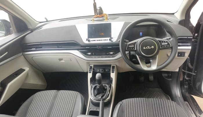 2022 KIA CARENS PRESTIGE PLUS 1.4 PETROL 7 STR, Petrol, Manual, 61,095 km, interior