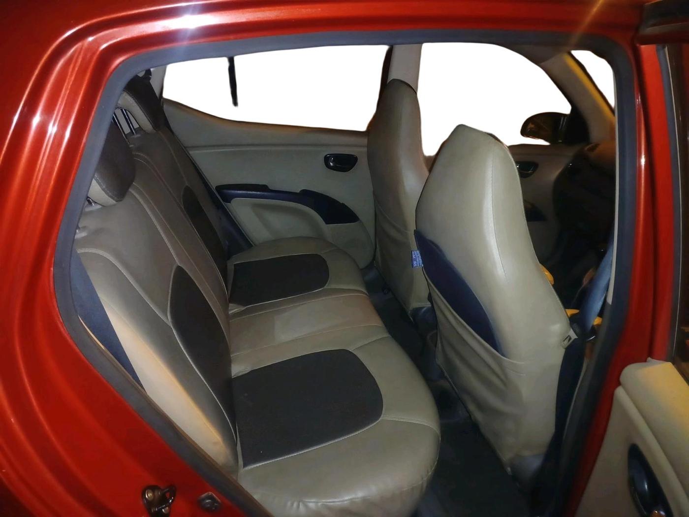 2012 Hyundai i10 SPORTZ 1.2, Petrol, Manual, 67,768 km, interior