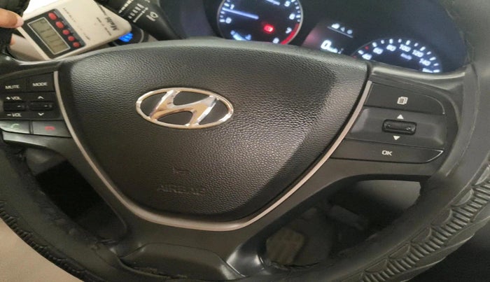 2016 Hyundai Elite i20 ASTA 1.2 (O), Petrol, Manual, 1,12,079 km, interior
