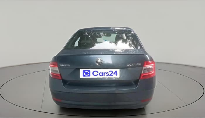 2018 Skoda Octavia STYLE 1.8 TSI AT, Petrol, Automatic, 92,263 km, exterior