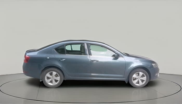 2018 Skoda Octavia STYLE 1.8 TSI AT, Petrol, Automatic, 92,263 km, exterior