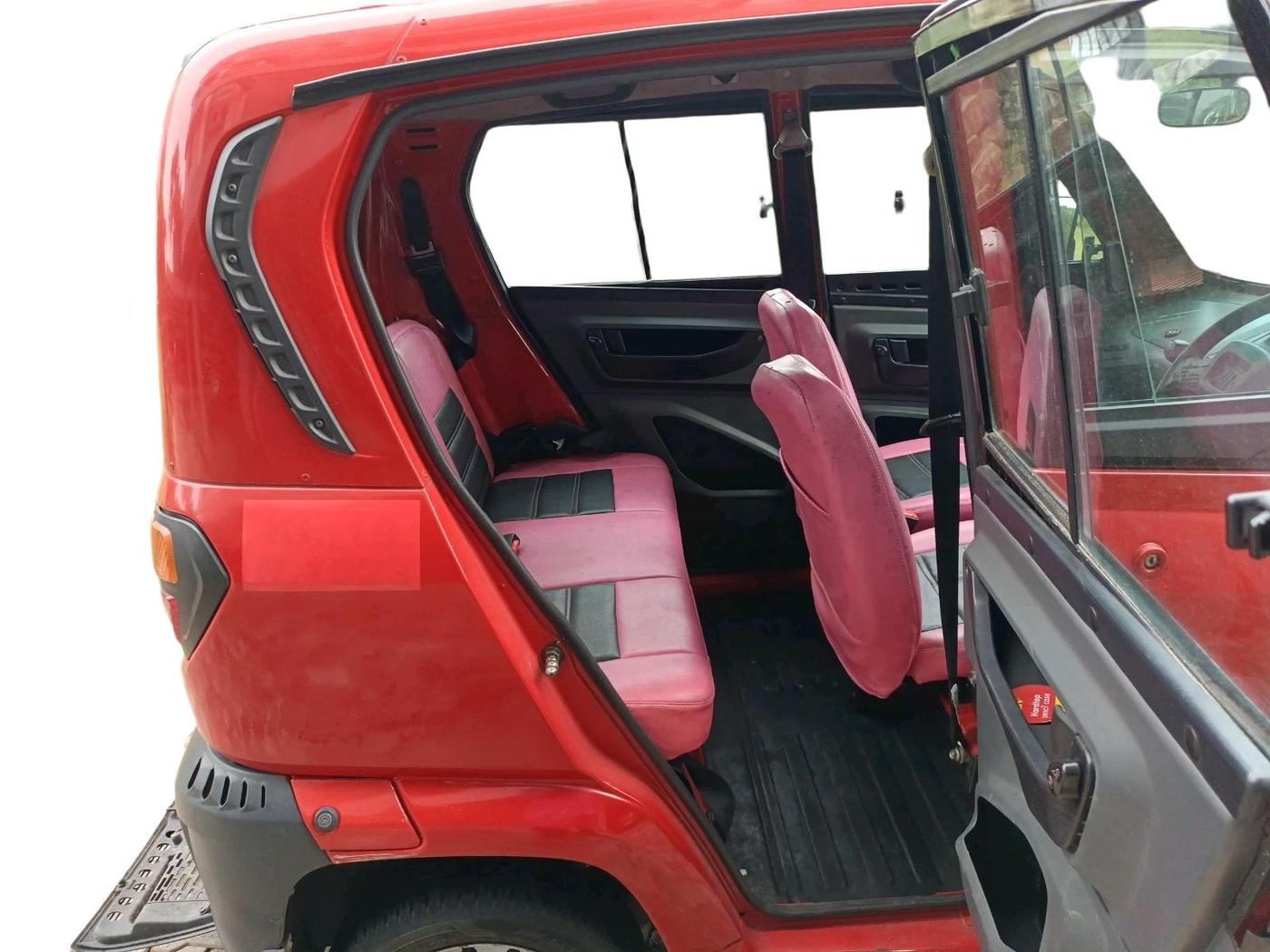 2022 BAJAJ QUTE PETROL, Petrol, Automatic, 34,966 km, interior