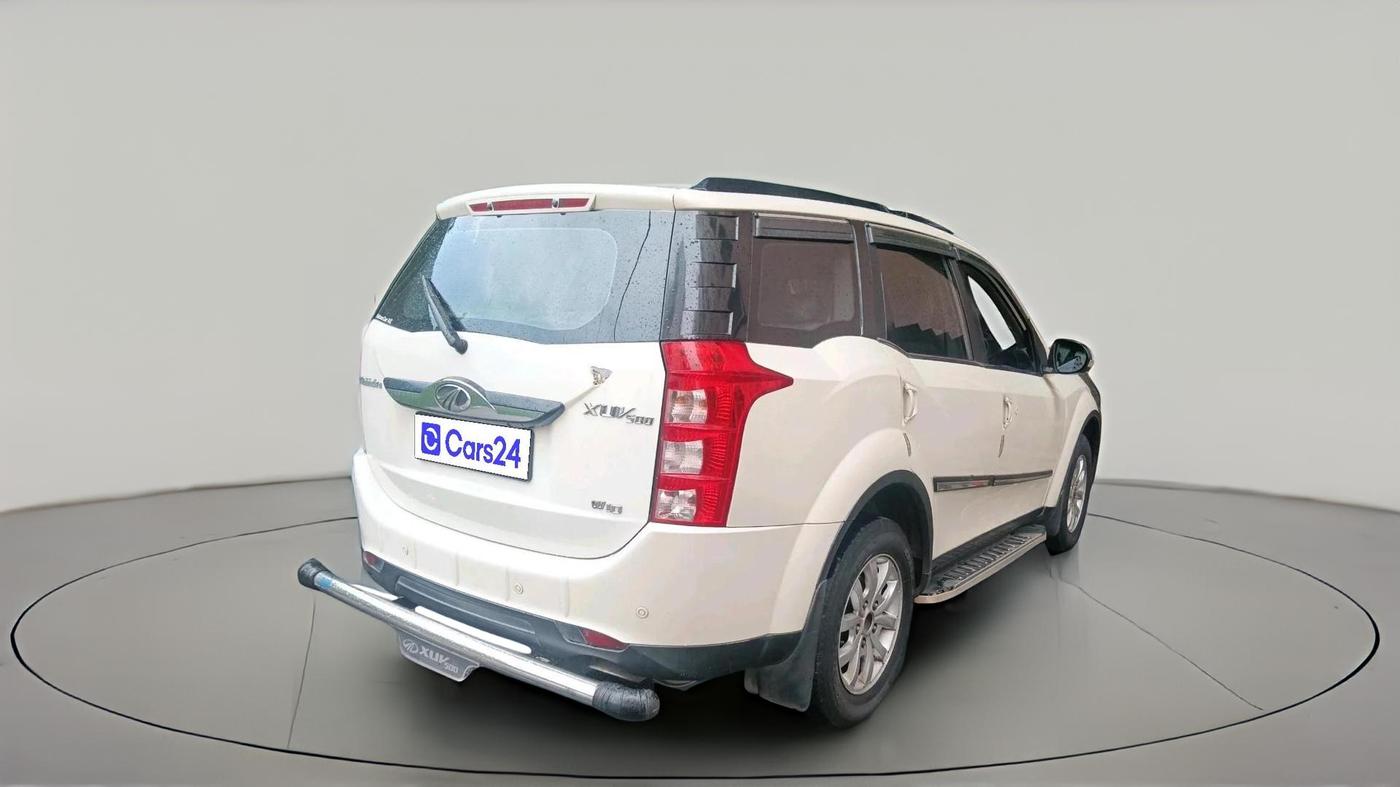 2015 Mahindra XUV500 W10, Diesel, Manual, 1,09,232 km, exterior