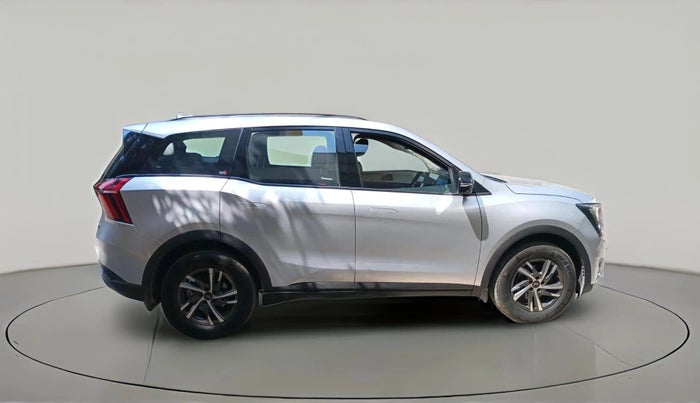 2023 Mahindra XUV700 AX 5 P MT 7 STR, Petrol, Manual, 27,968 km, exterior