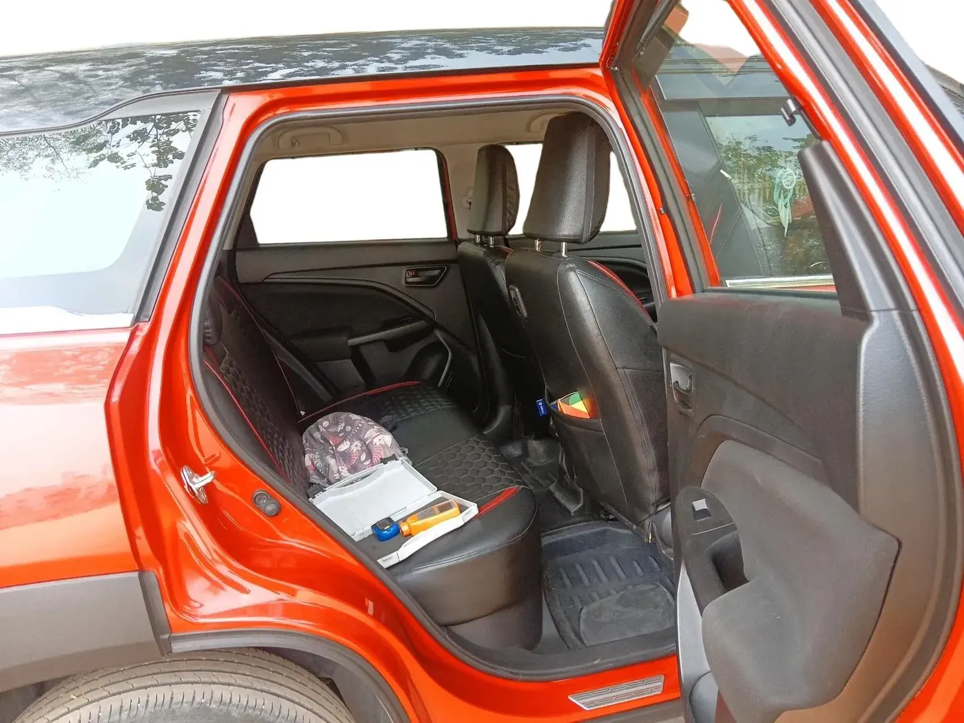 2022 Maruti BREZZA VXI SMART HYBRID, Petrol, Manual, 30,839 km, interior