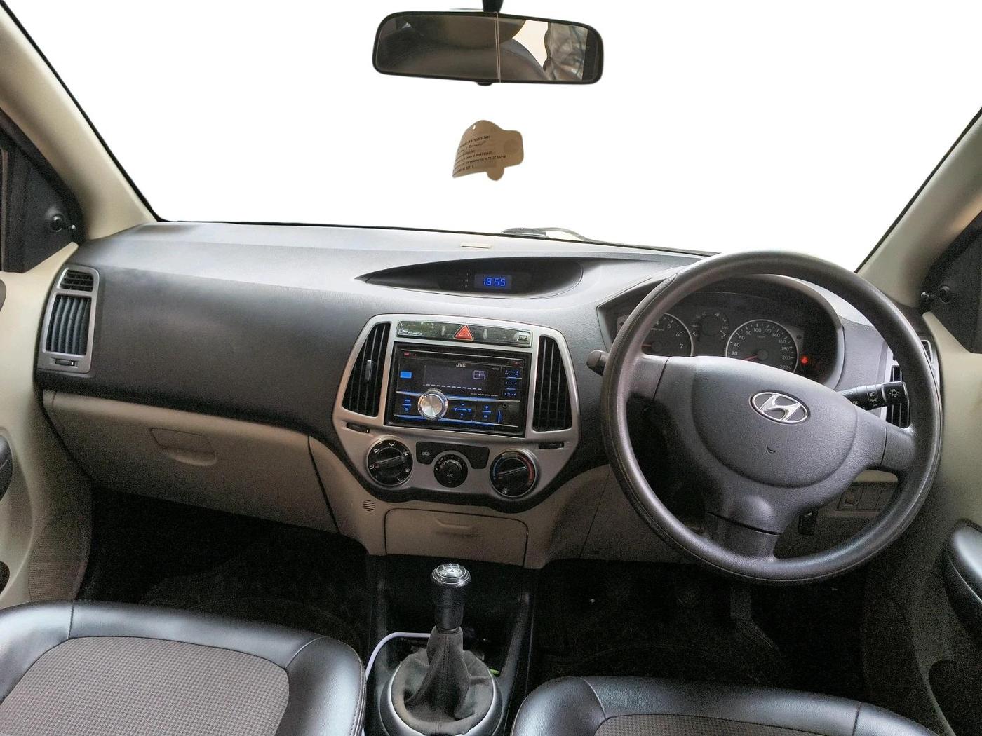 2012 Hyundai i20 MAGNA 1.2, Petrol, Manual, 61,014 km, interior