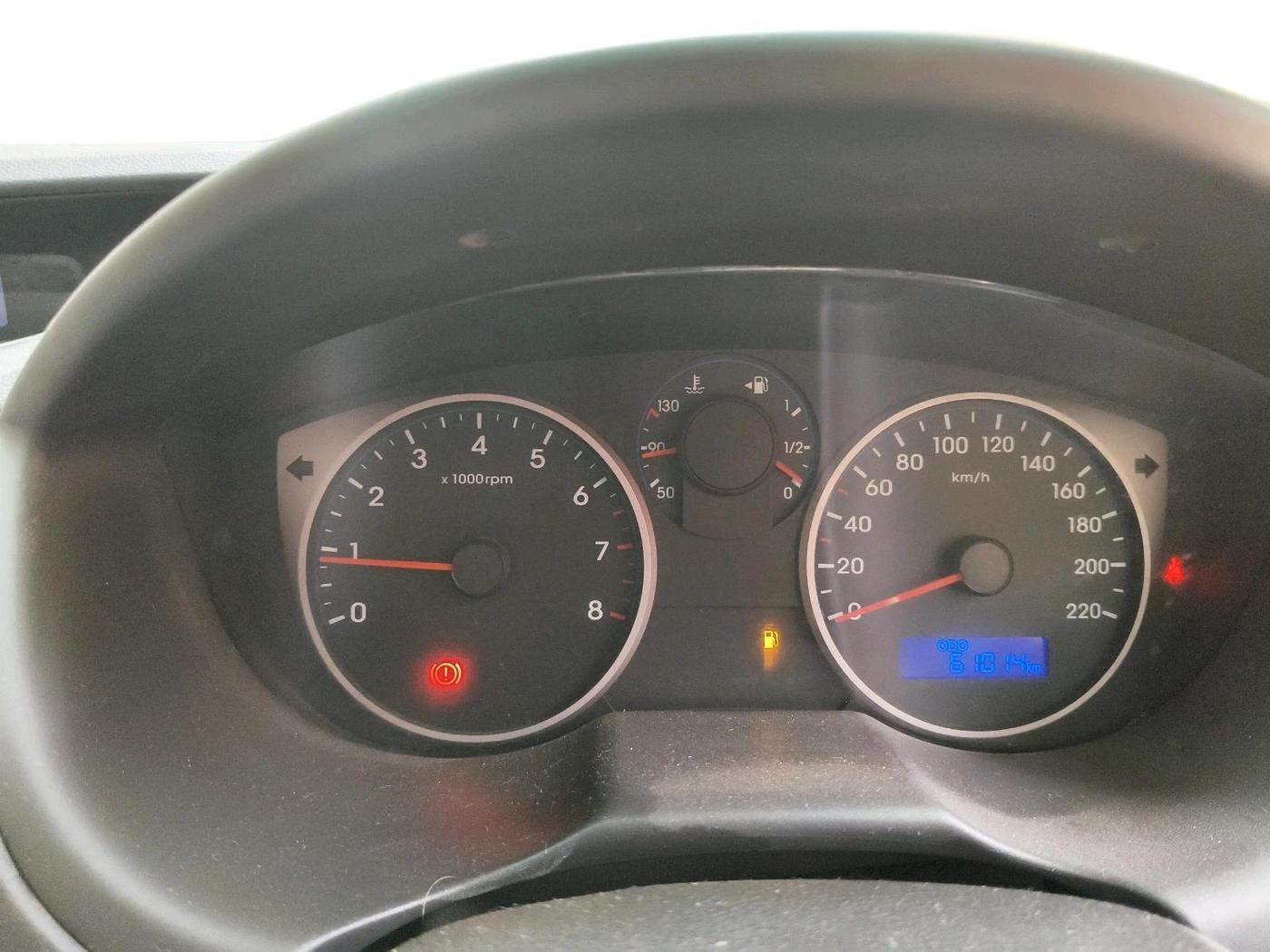 2012 Hyundai i20 MAGNA 1.2, Petrol, Manual, 61,014 km, interior