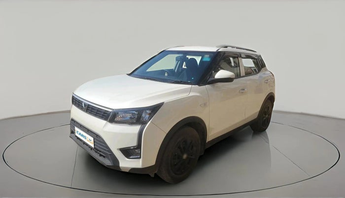 2023 Mahindra XUV300 W4 1.2 PETROL, Petrol, Manual, 22,000 km, exterior