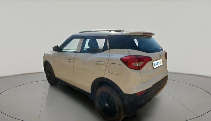 2023 Mahindra XUV300 W4 1.2 PETROL, Petrol, Manual, 22,000 km, exterior