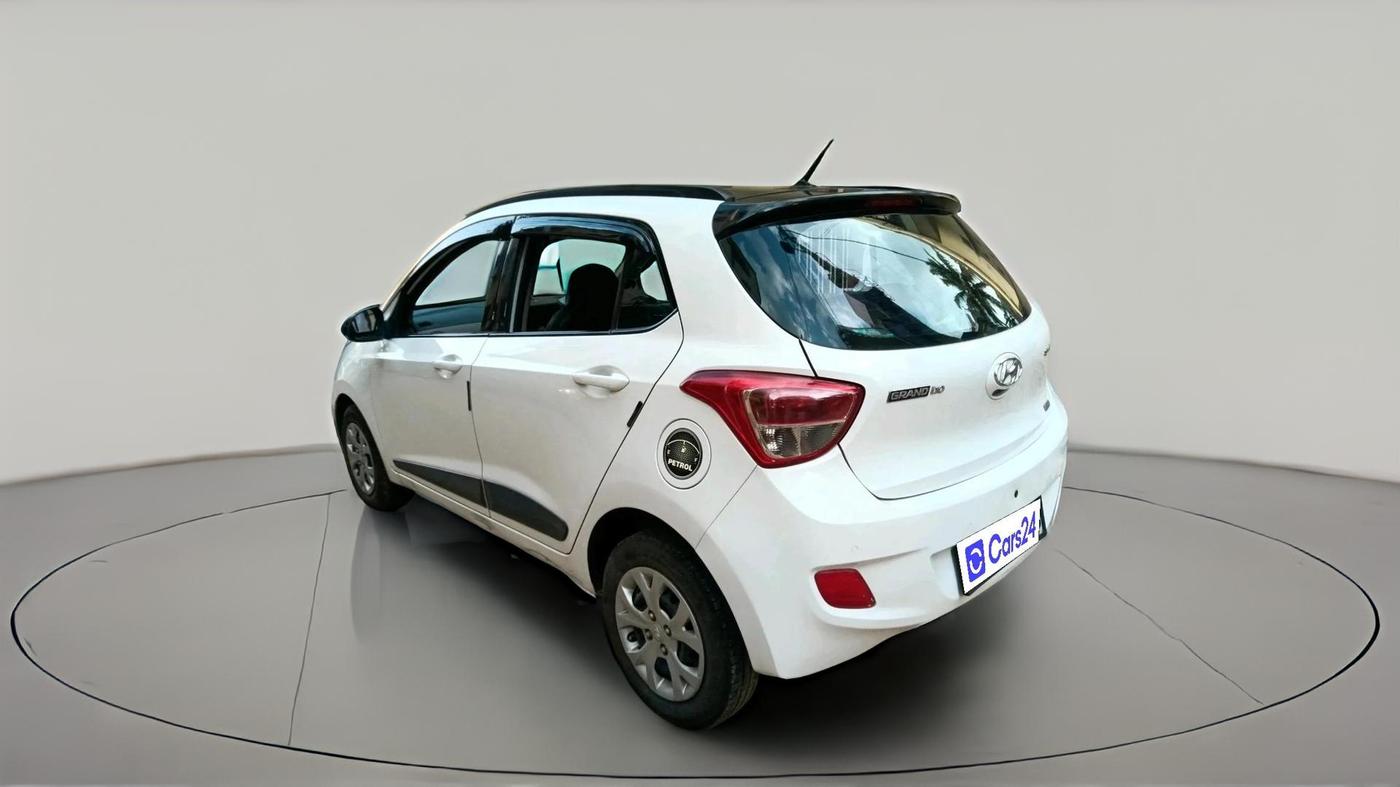 2016 Hyundai Grand i10 SPORTZ 1.2 KAPPA VTVT, Petrol, Manual, 65,816 km, exterior