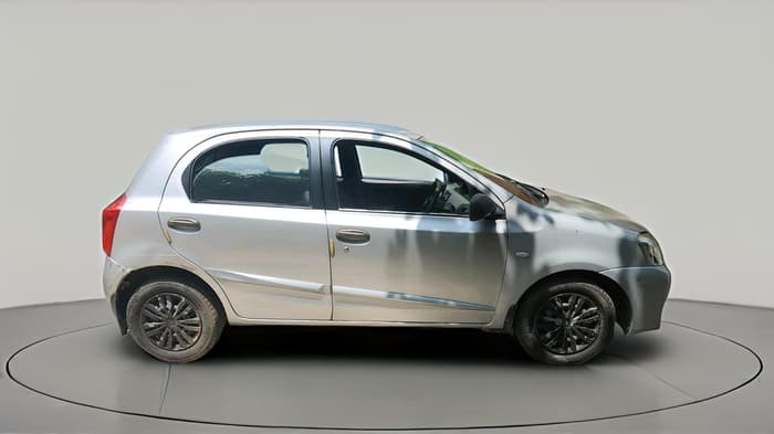 2011 Toyota Etios Liva G, Petrol, Manual, 55,078 km, exterior