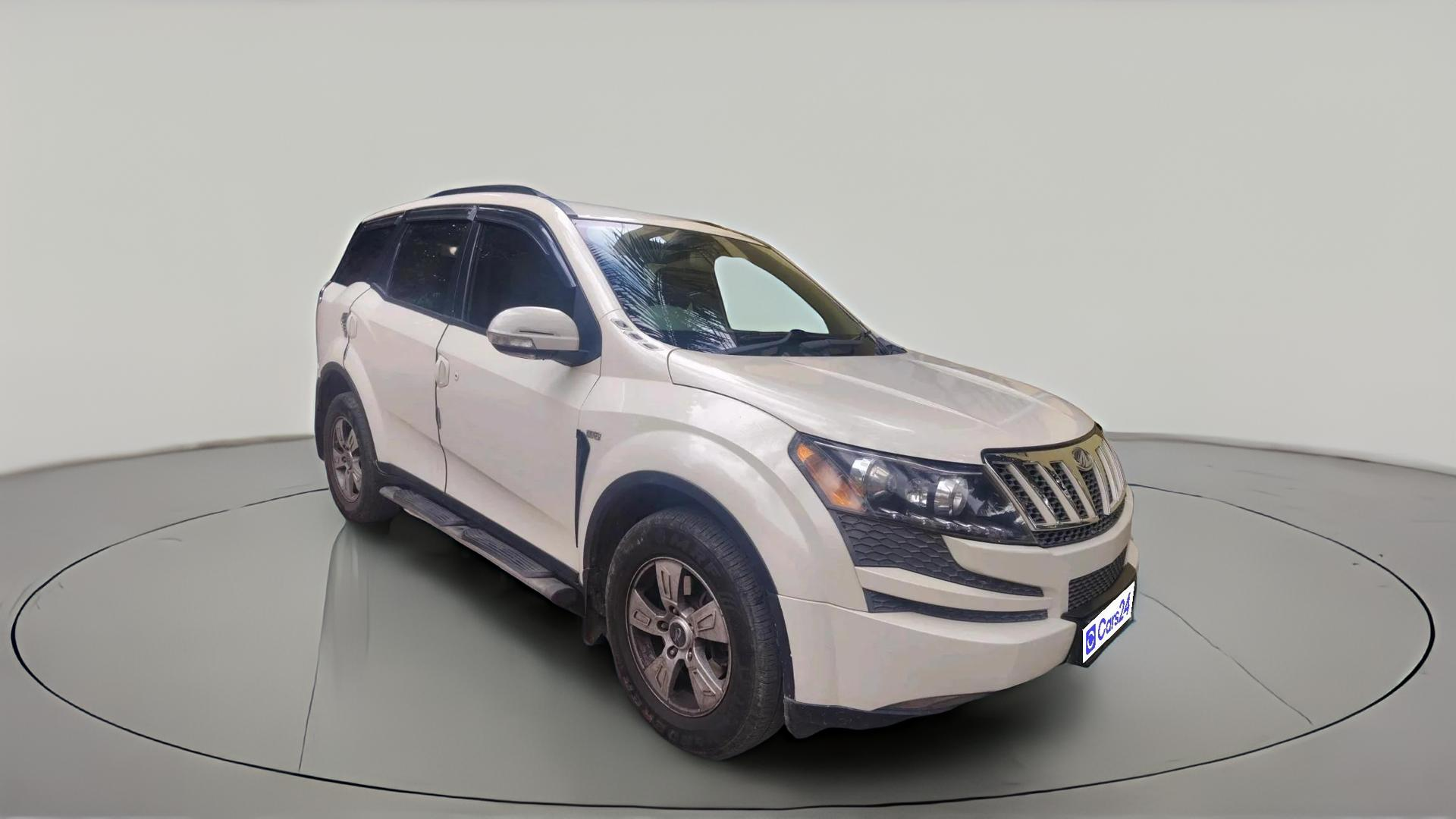 2012 Mahindra XUV500 W8
