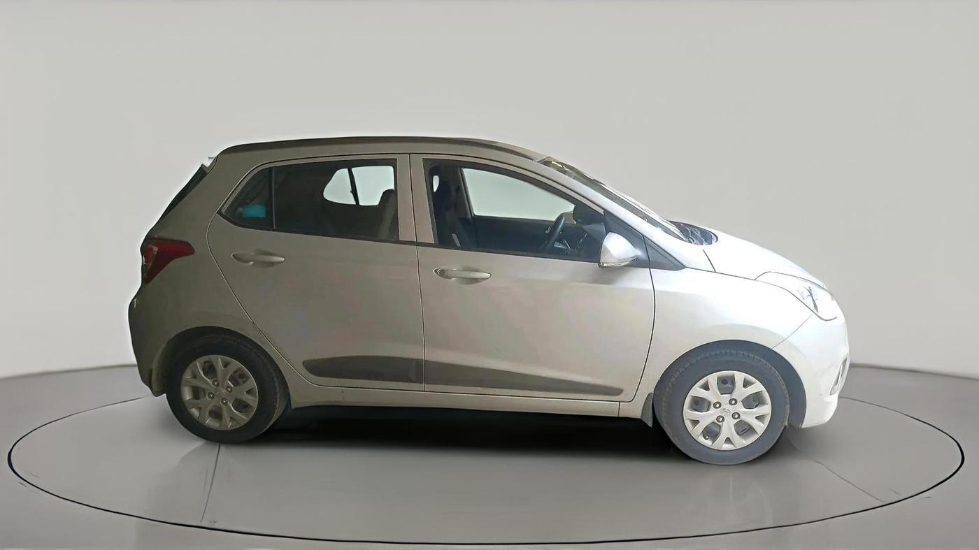 2015 Hyundai Grand i10 SPORTZ 1.2 KAPPA VTVT, Petrol, Manual, 35,770 km, exterior