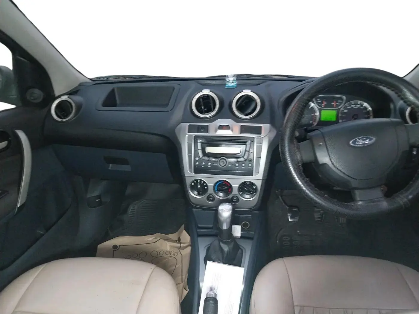 2012 Ford Fiesta TITANIUM DIESEL, Diesel, Manual, 1,06,118 km, interior