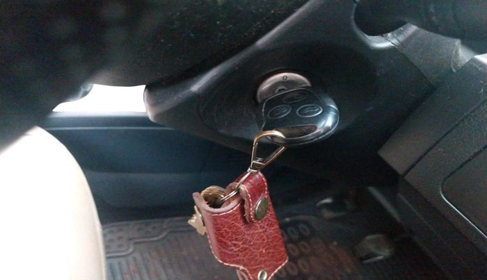 2012 Ford Fiesta TITANIUM DIESEL, Diesel, Manual, 1,06,118 km, interior