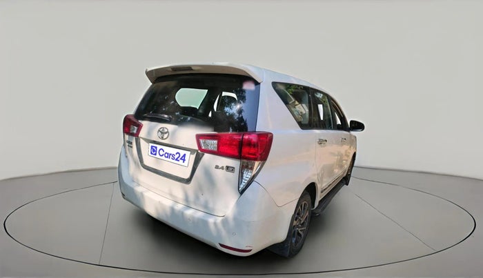 2021 Toyota Innova Crysta 2.4 GX 7 STR, Diesel, Manual, 40,697 km, exterior