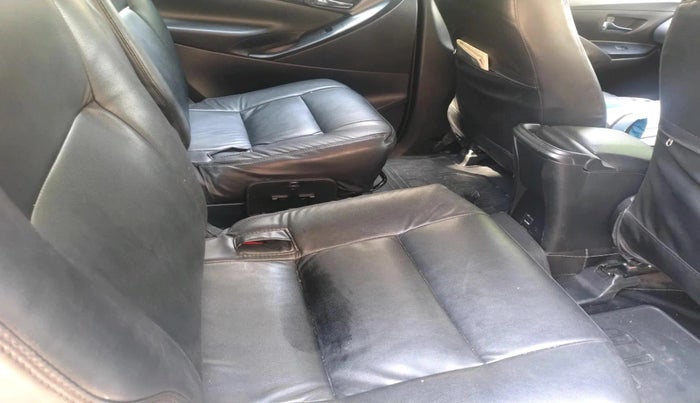 2021 Toyota Innova Crysta 2.4 GX 7 STR, Diesel, Manual, 40,697 km, interior