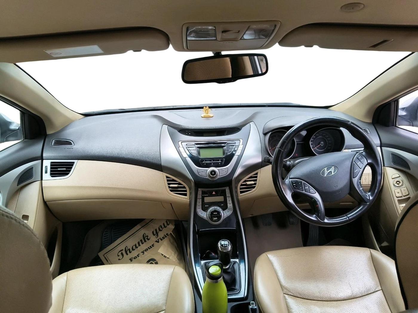 2014 Hyundai New Elantra 1.6 SX MT DIESEL, Diesel, Manual, 1,08,849 km, interior