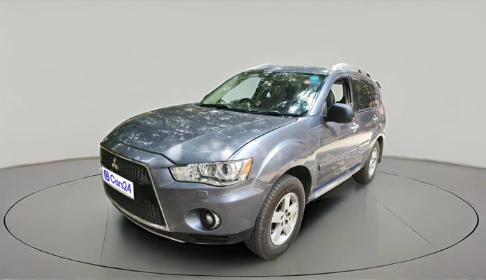 2011 Mitsubishi Outlander 2.4 MIVEC, Petrol, Automatic, 1,15,474 km, exterior
