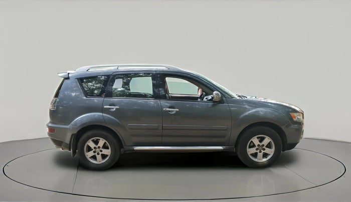 2011 Mitsubishi Outlander 2.4 MIVEC, Petrol, Automatic, 1,15,474 km, exterior