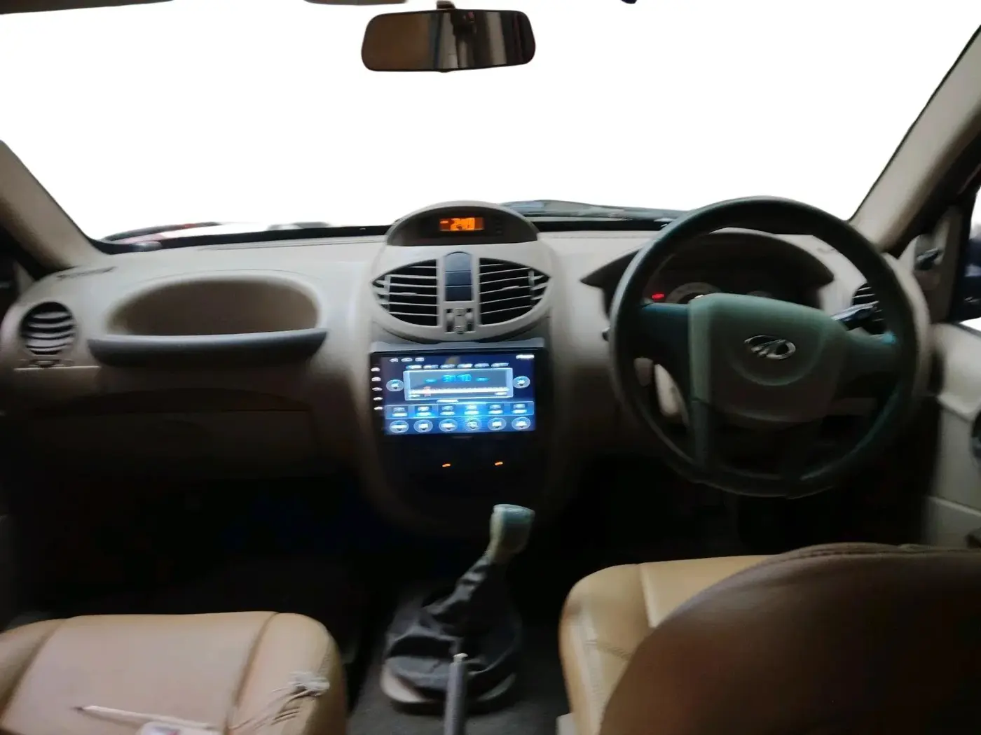 2011 Mahindra Xylo E4 BS-III, Diesel, Manual, 91,439 km, interior
