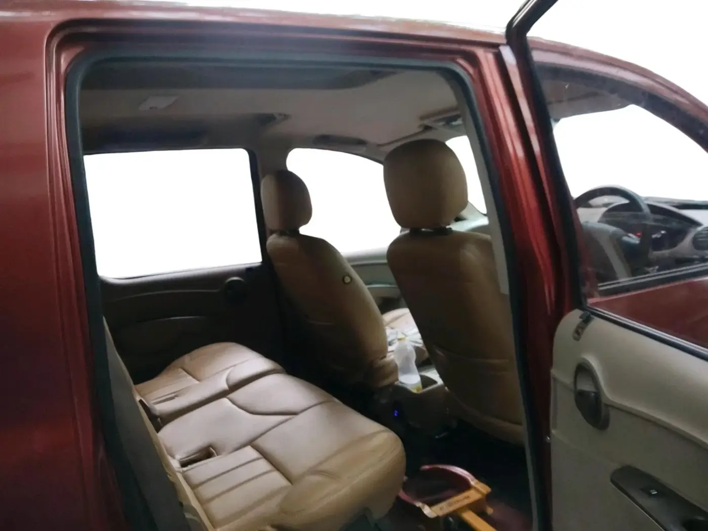 2011 Mahindra Xylo E4 BS-III, Diesel, Manual, 91,439 km, interior