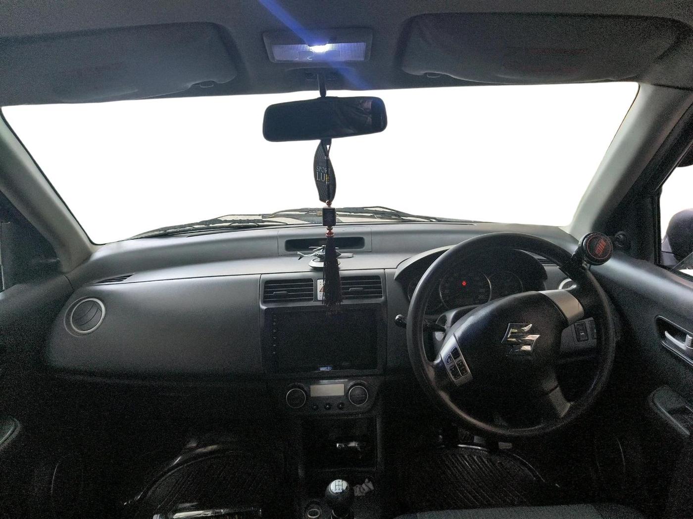 2011 Maruti Swift ZXI, Petrol, Manual, 63,791 km, interior