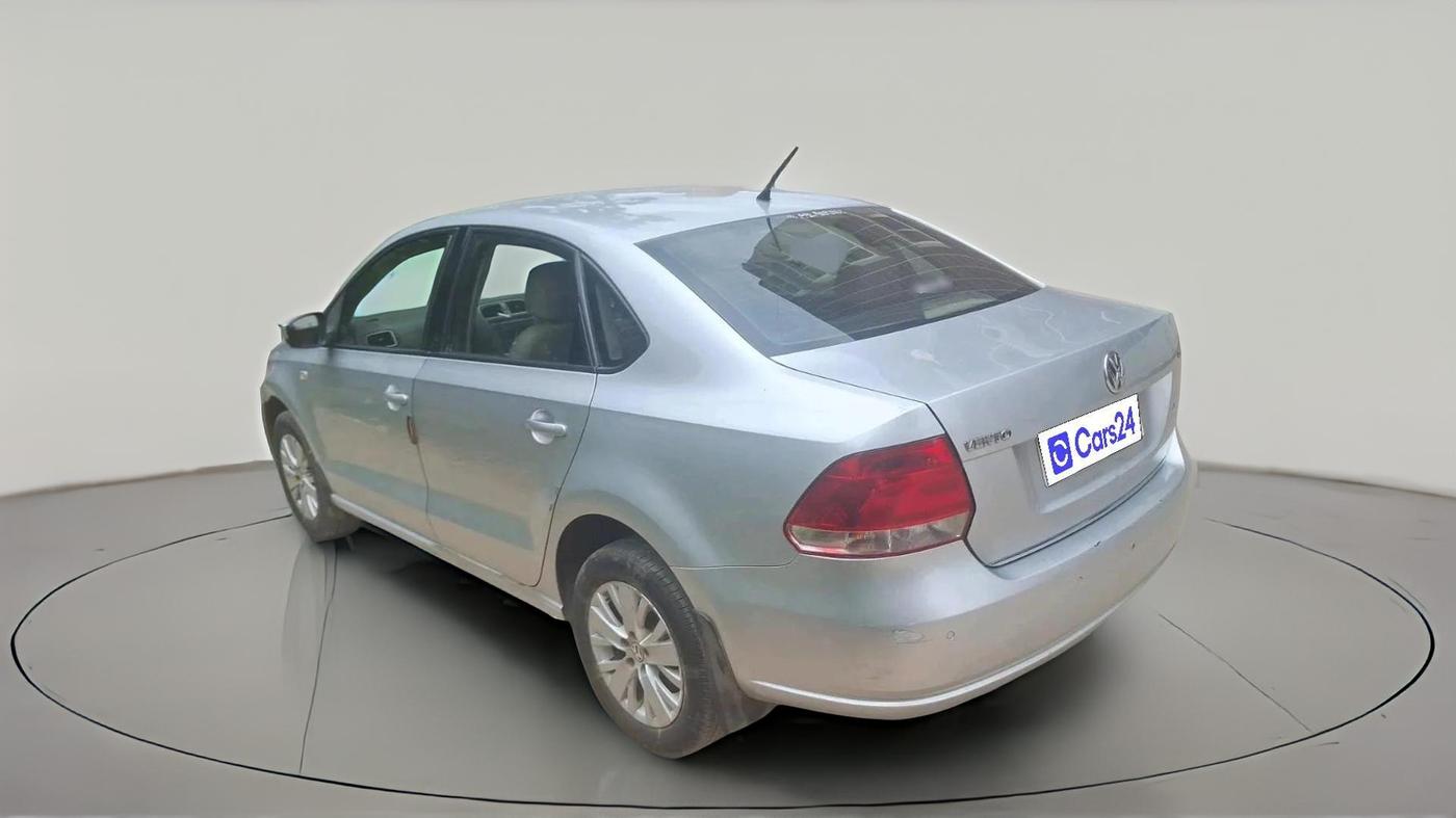 2015 Volkswagen Vento HIGHLINE 1.5 AT, Diesel, Automatic, 80,170 km, exterior