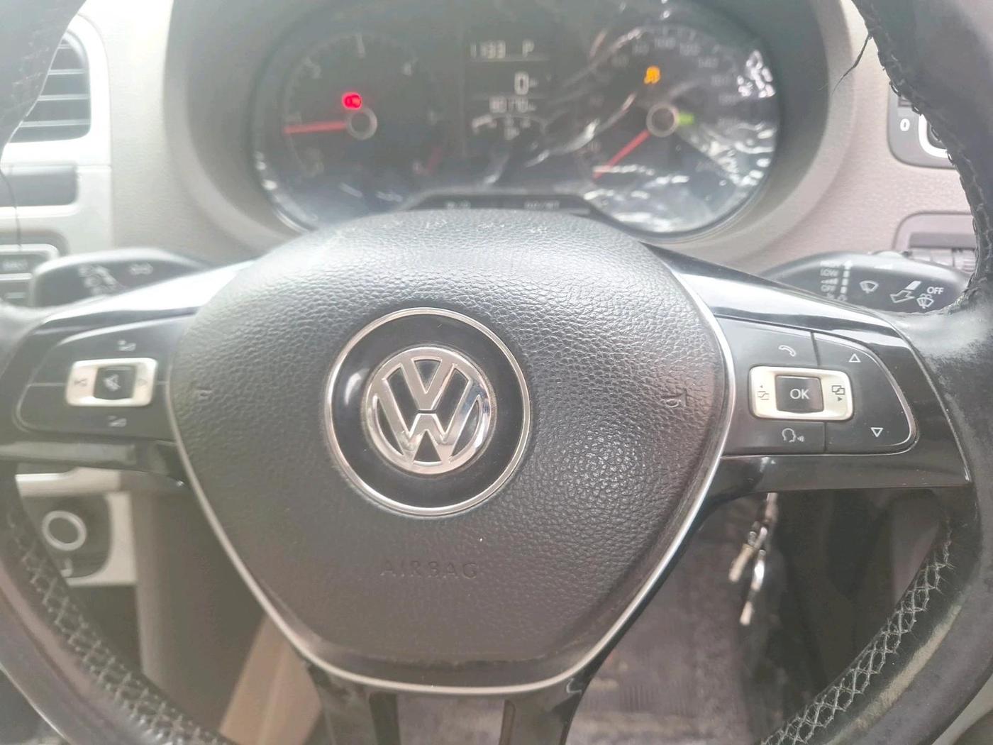 2015 Volkswagen Vento HIGHLINE 1.5 AT, Diesel, Automatic, 80,170 km, interior
